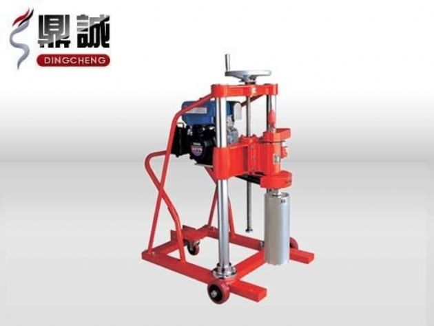 點擊查看詳細信息<br>標題：內燃式鉆孔取芯機 閱讀次數：4238