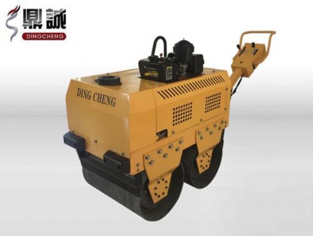點(diǎn)擊查看詳細(xì)信息<br>標(biāo)題：DC-30C高配手扶式壓路機(jī) 閱讀次數(shù)：12527