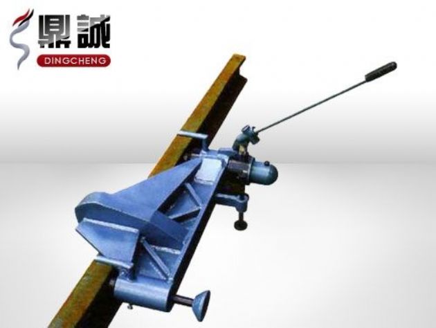 點擊查看詳細信息<br>標題：水平液壓彎軌機 閱讀次數(shù)：4675