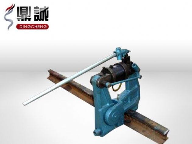 點(diǎn)擊查看詳細(xì)信息<br>標(biāo)題：液壓鋼軌擠孔機(jī) 閱讀次數(shù)：4317