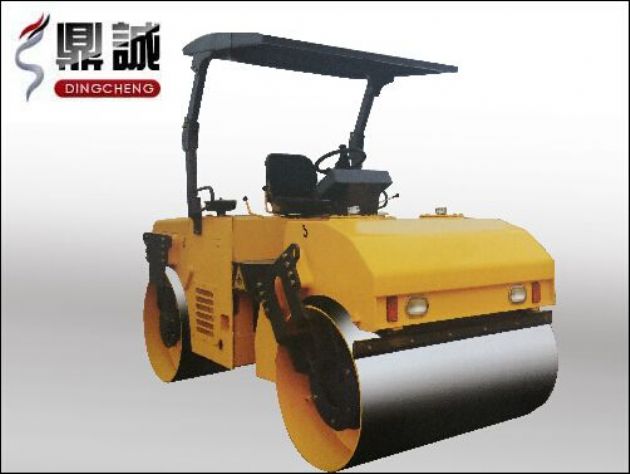 點(diǎn)擊查看詳細(xì)信息<br>標(biāo)題：6噸雙鋼輪振動(dòng)壓路機(jī) 閱讀次數(shù)：12969